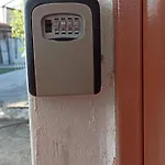 Politimis House Nyaraló *