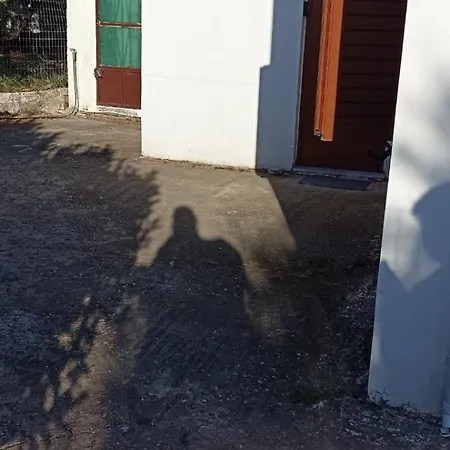 Politimis House * Makrinara