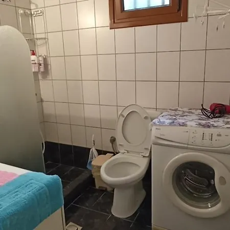 Holiday home Politimis House *