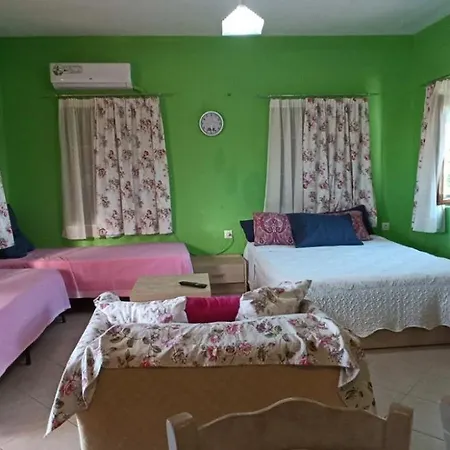 Politimis House * Makrinara