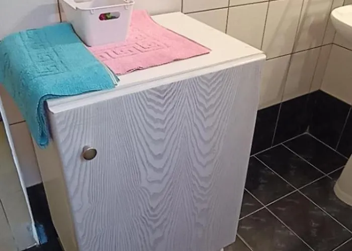 Politimis House Makrinara