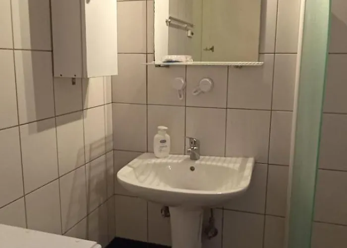 Politimis House Makrinara