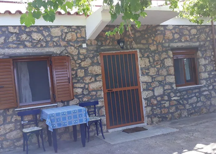 Politimis House * Makrinara